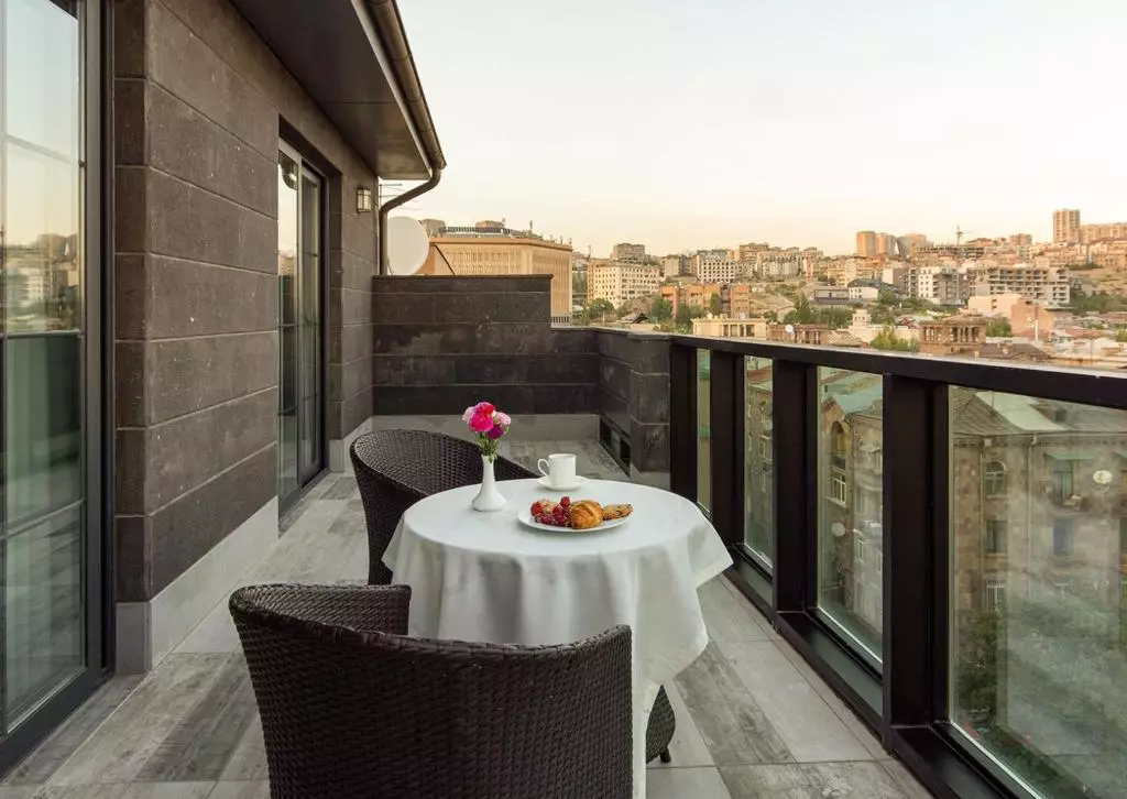 Dave Hotel Yerevan